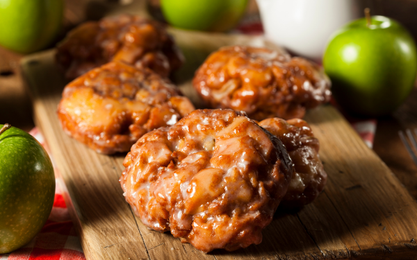 Apple Cinnamon Fritters